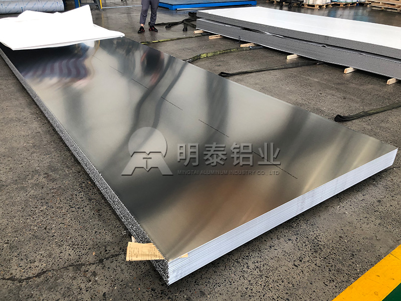 鋁單板_鋁幕墻用3M03鋁板_寬幅1800-2200mm現(xiàn)貨庫(kù)存